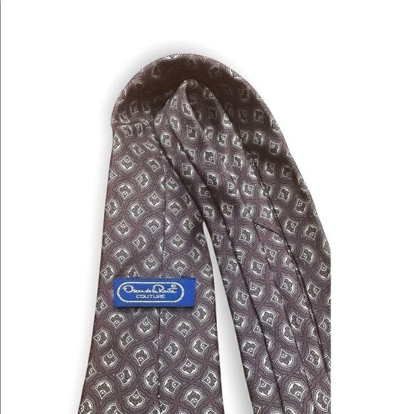 Oscar de la Renta Couture 100% silk tie brown tan pattern - Picture 4 of 8